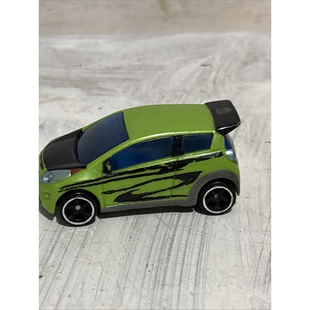 Hasbro Transformers RPMs Autobot Skids Combat Series 2 Die-Cast Car 2009 Green